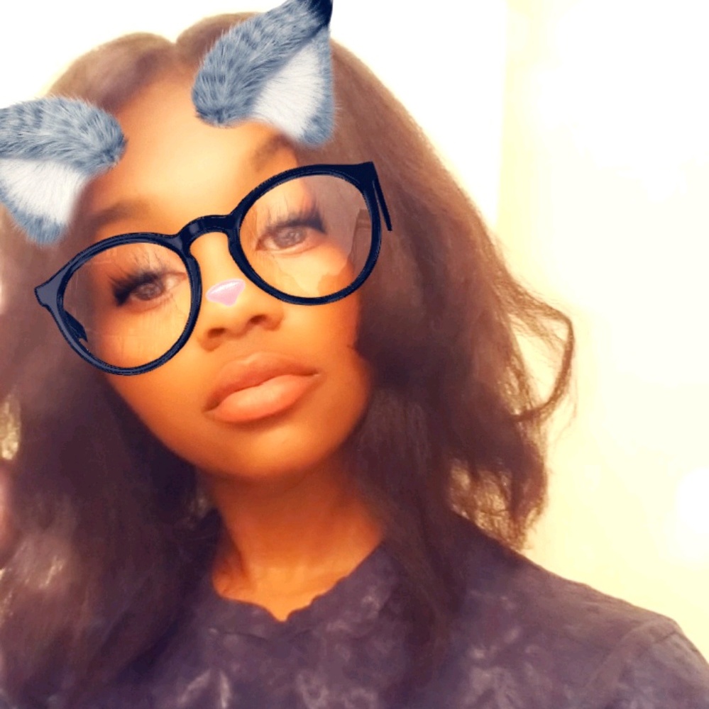 Meet your Posher, Brittany